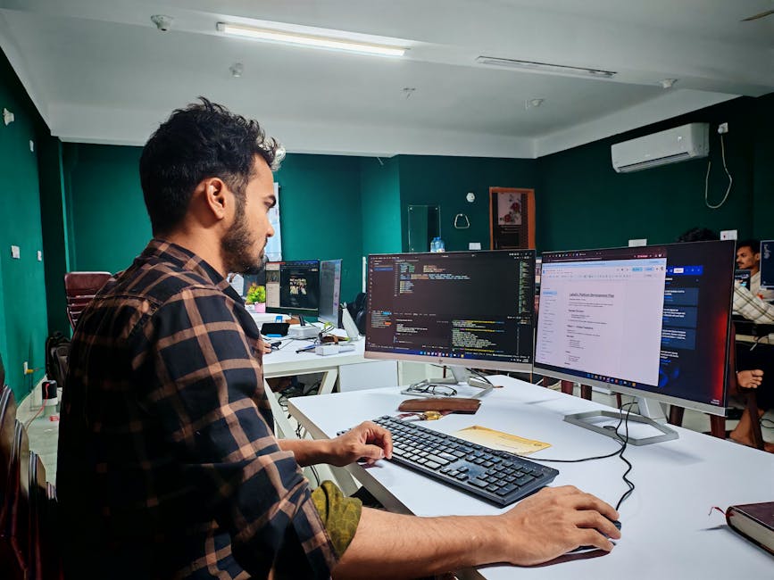 צוות MDM Digital Academy בסביבת למידה מודרנית